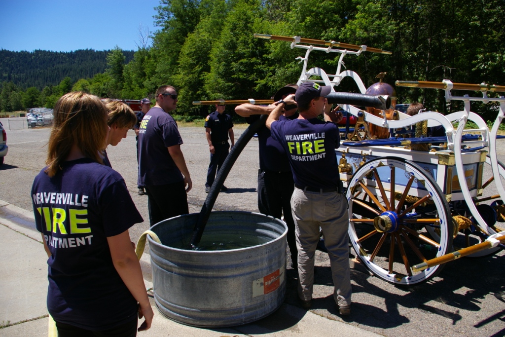 loading Gallery/Events/July 4, 2010/fullsize/IMGP4616.JPG... or select a thumbnail